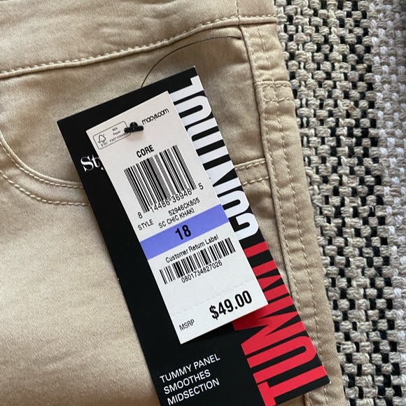 NWT Style & Co Tummy Control Capri Pants. - Picture 4 of 5